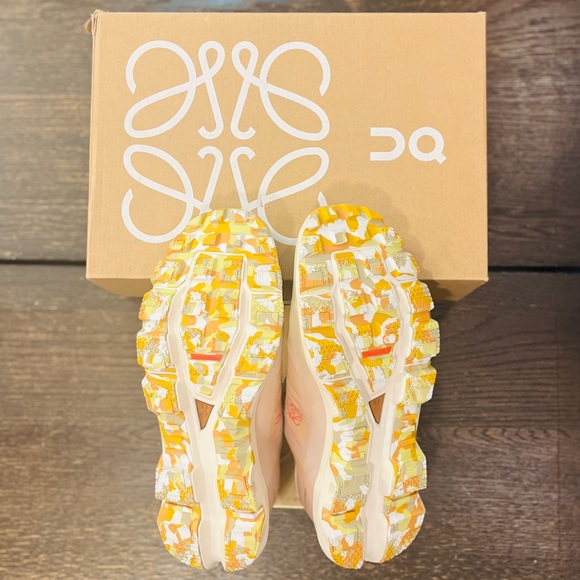 Loewe x On Running Cloudventure - Picture 7 of 7